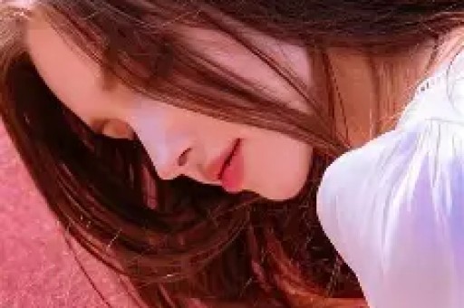 事发一网红景点女子体验瀑布秋千坠亡！官方通报