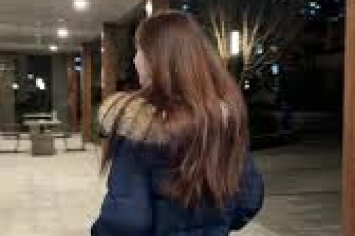 网红黄一鸣人设崩塌：抢闺蜜男友、骗财、不顾女儿高烧真相震惊全网