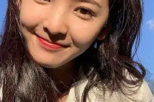 警方通报：500万粉丝网红自导自演、虚构“抓蜈蚣致眼睛失明”事件已被行政处罚并关停账号